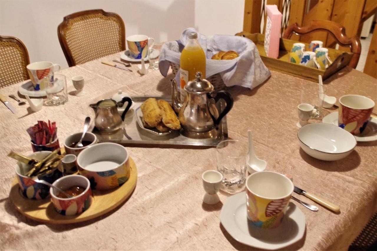 Le Vieux Pont Bed & Breakfast Saint-Julien  Екстериор снимка